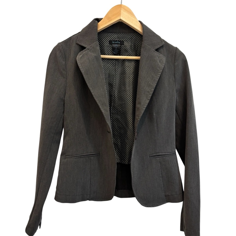 Black Tailored Blazer with Notched Lapels